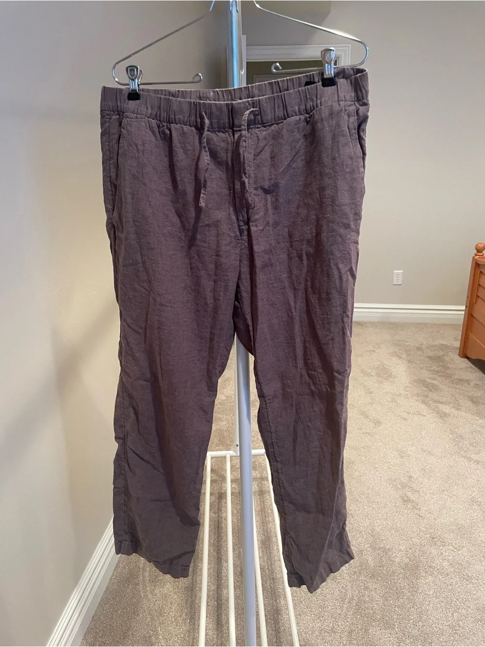 H&M Men's Linen-Blend Drawstring Pants in Dark Brown